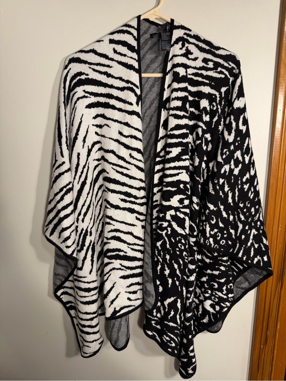 White House Black Market Black and White Animal-Print Wrap Cape